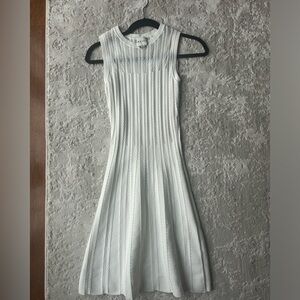 Reiss size 0 white dress tight fitting